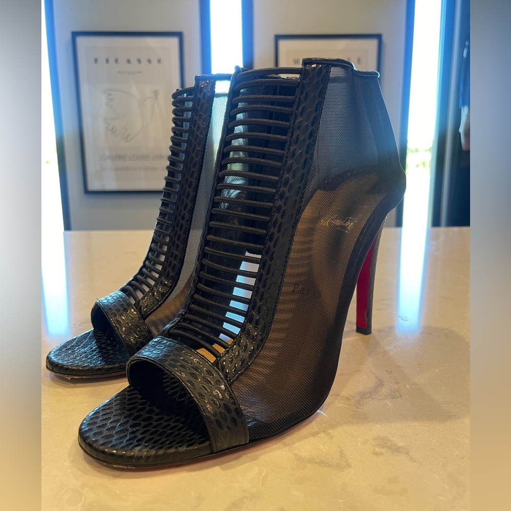 Christian Loubotin sexy booties open toe US size 10.
